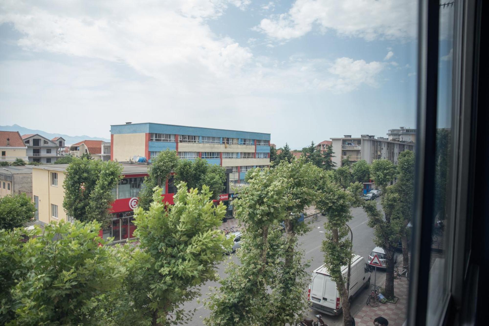 Erbi'S Home Shkodër Buitenkant foto