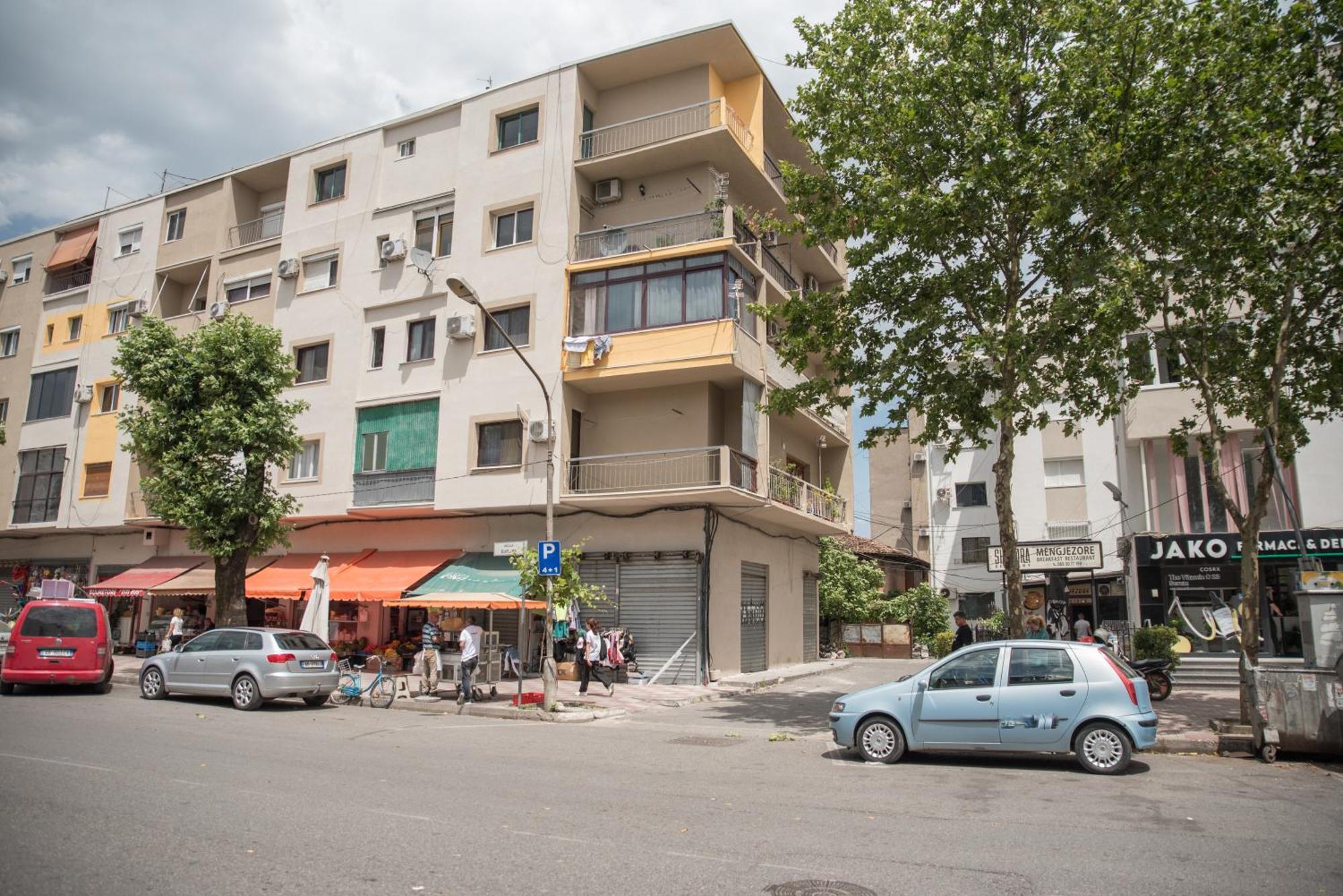 Erbi'S Home Shkodër Buitenkant foto